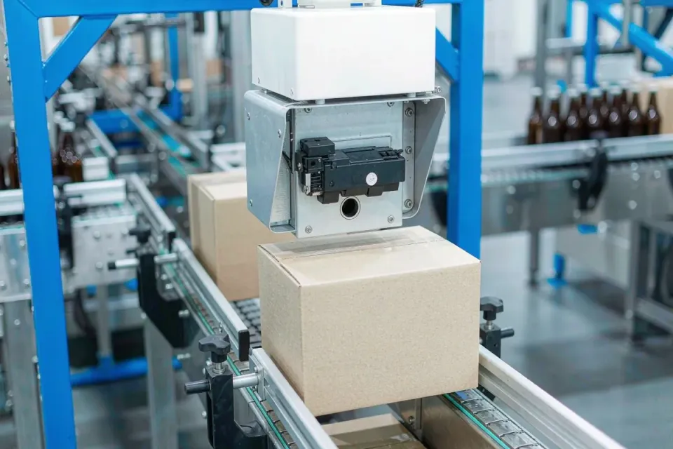 DM-kompatible Chips: Firmware-Abgleich beim Großeinkauf